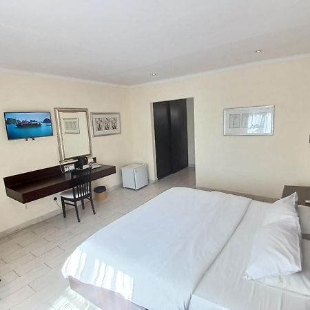 Villa Via Hotel Midrand Ngoại thất bức ảnh