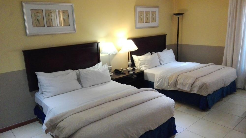 Villa Via Hotel Midrand Ngoại thất bức ảnh