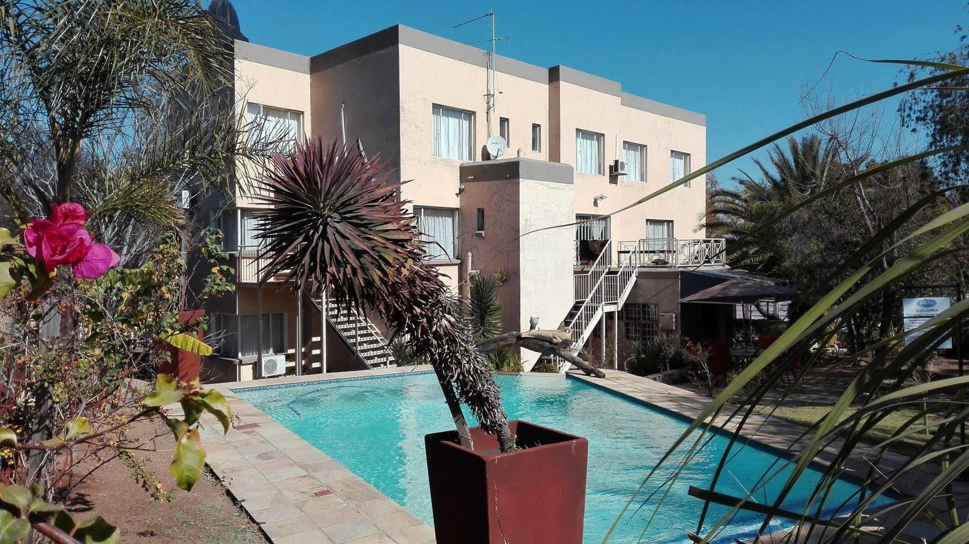 Villa Via Hotel Midrand Ngoại thất bức ảnh