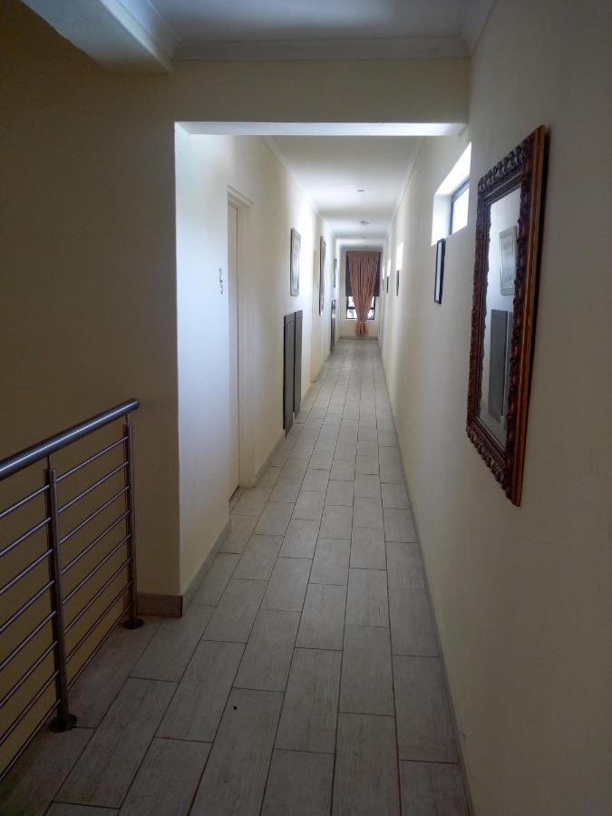 Villa Via Hotel Midrand Ngoại thất bức ảnh