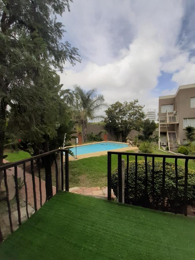 Villa Via Hotel Midrand Ngoại thất bức ảnh