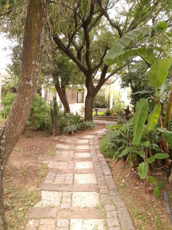 Villa Via Hotel Midrand Ngoại thất bức ảnh
